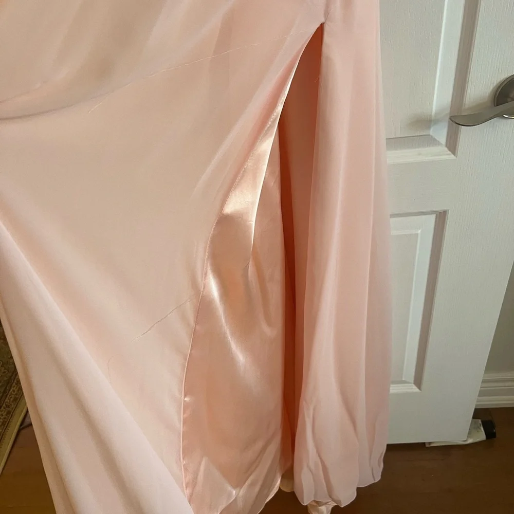 PROM DRESS - Picture 2 of 6